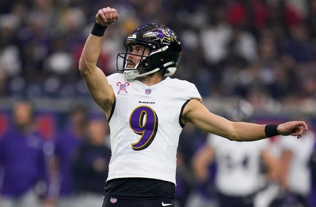 Ravens Kicker Justin Tucker Accused of Sexual Misconduct by Six Massage Therapists