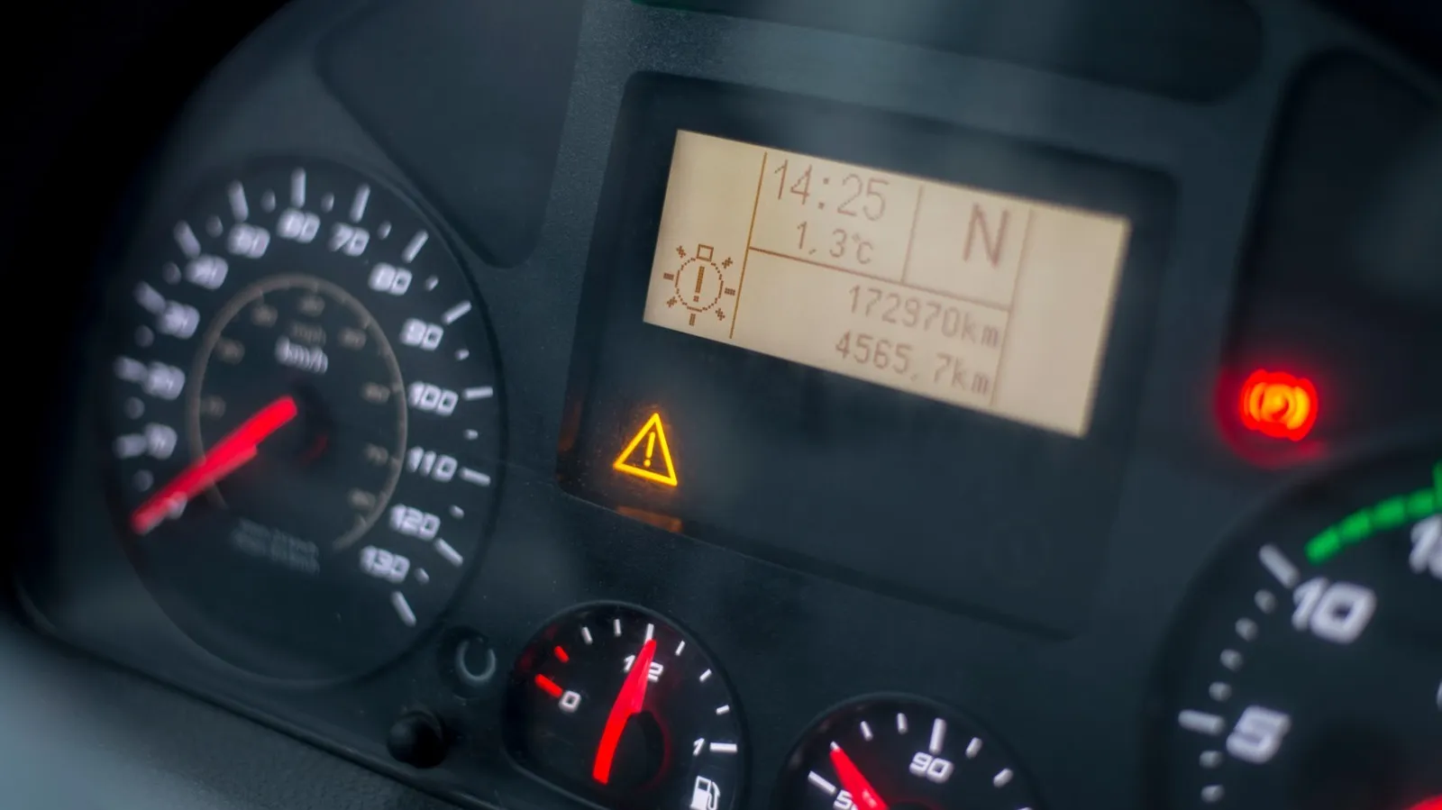 Dashboard Warning Symbols Every New Driver Should Know