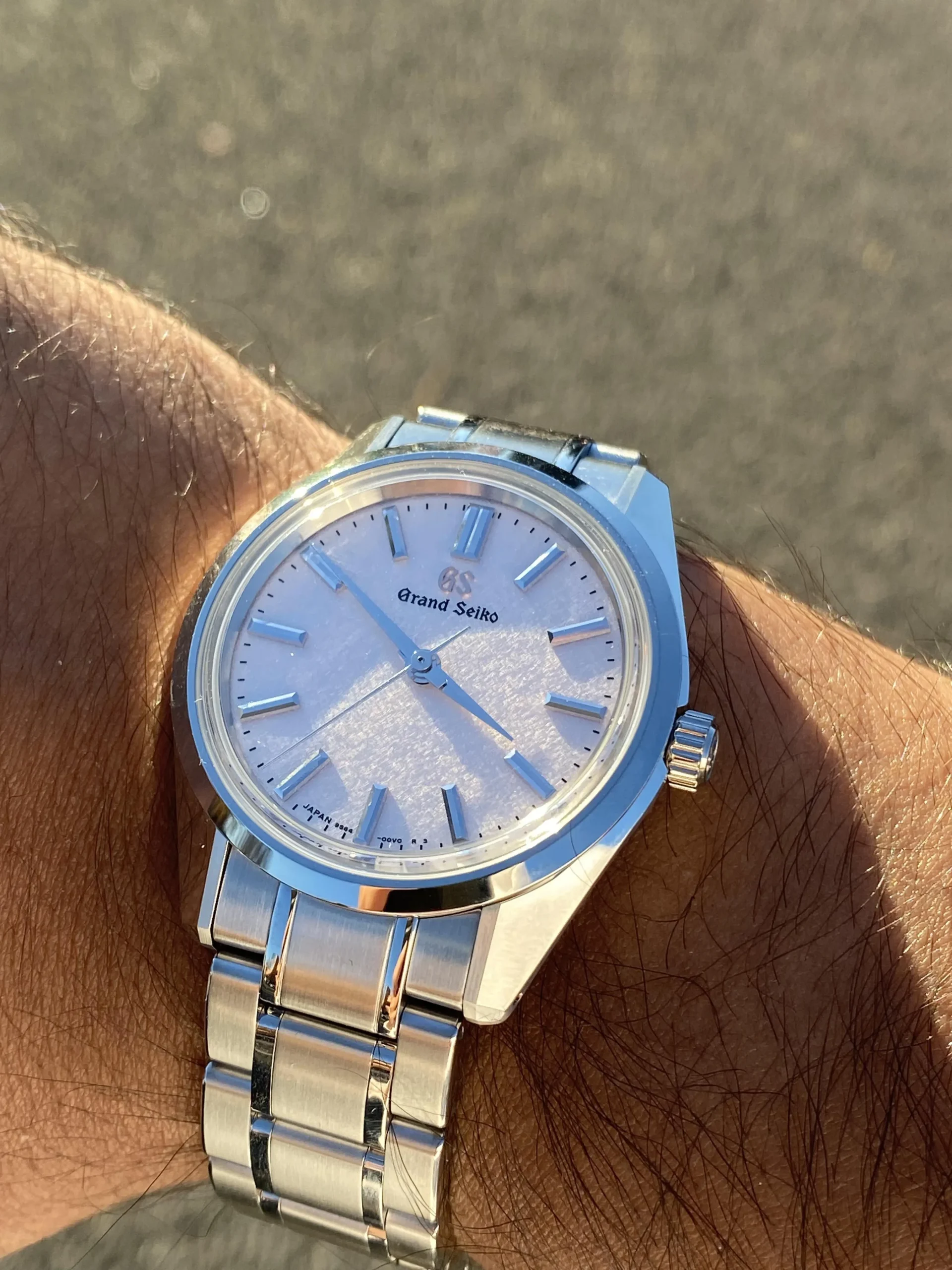 Grand Seiko Sakura-Kakushi: A Stunning Dress Watch